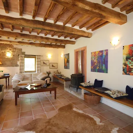 Villa Sleeps 10 Pool Wifi
